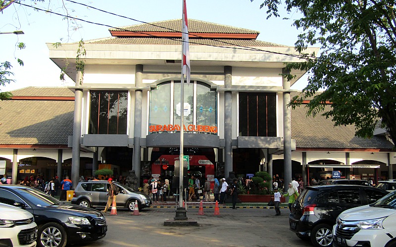 Stasiun Surabaya Gubeng & East Java Rail Hubs